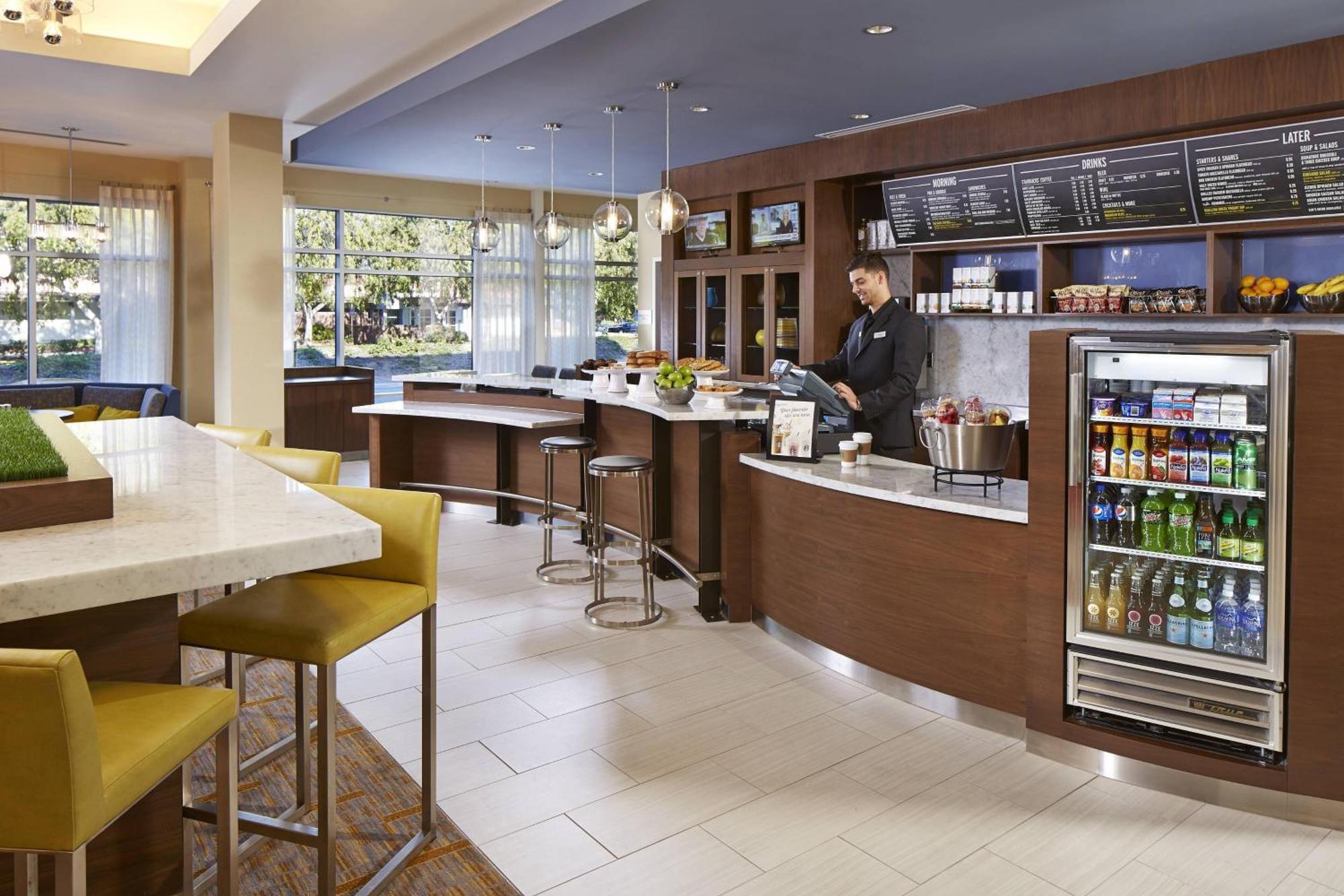 Courtyard By Marriott Sunnyvale Silicon Valley Exterior photo